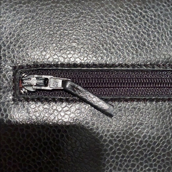 Chanel Classic Wallet On Chain - Picture 7 of 8
